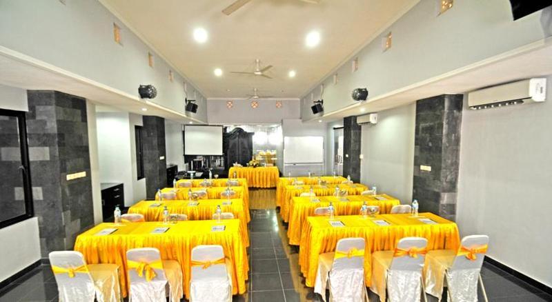 Arya Hotel & Spa Kuta Lombok Exterior foto